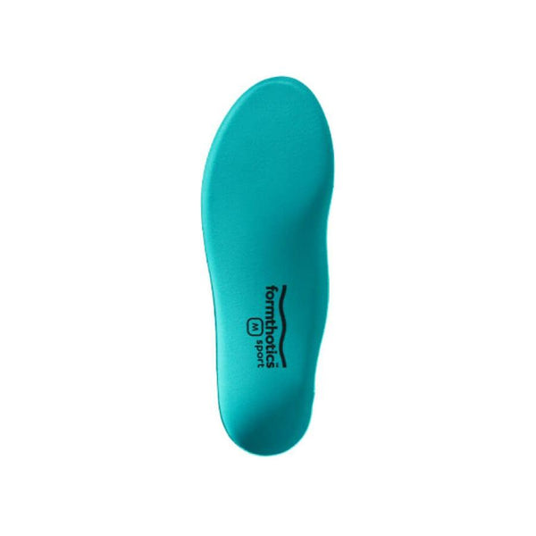 En grøn unisex Hike Dual-indlægssål fra formthotics, størrelse M med logo nær hælen og indbygget svangstøtte til støtte, vist på en hvid baggrund.