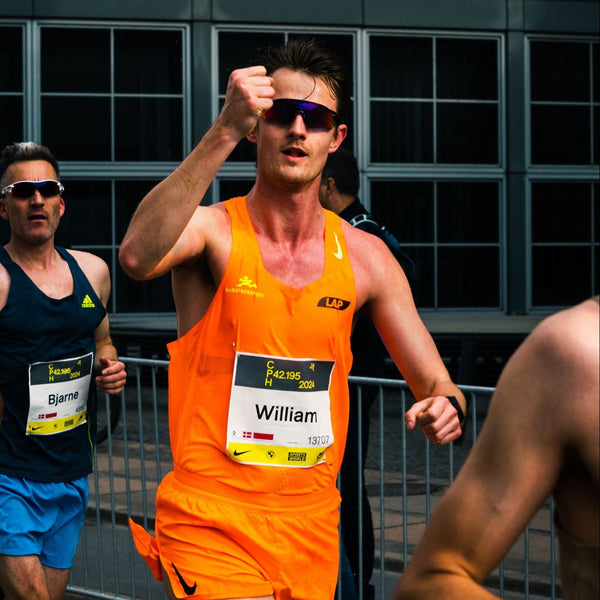 Man der løber marathon.