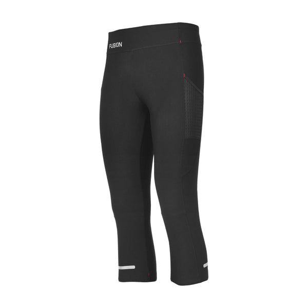 Fusion C3+ 3/4 Training Tight til kvinder i sort har en bred linning, sidelomme i mesh, lille hvidt logo i taljen og refleksstriber ved sømmene.