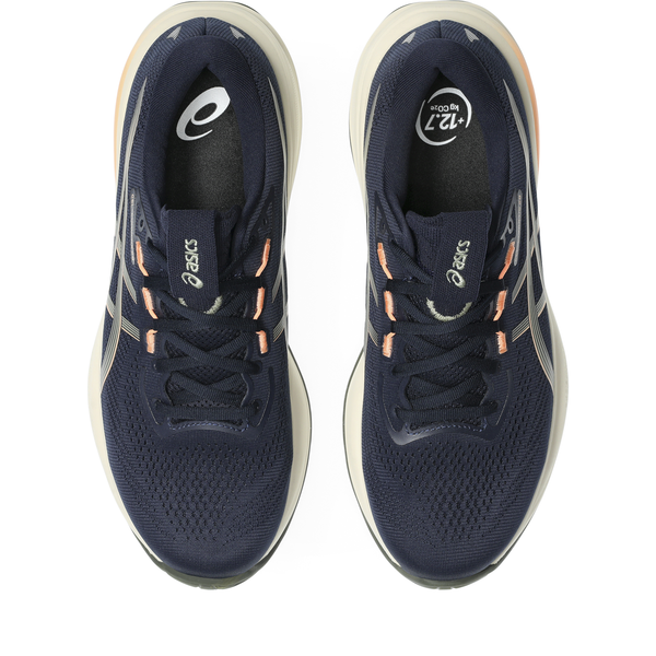 Et par Asics Gel-Cumulus 28 herreløbesko i farven Midnight/Khaki Green, set ovenfra, med hvide mellemsåler, khakigrønne detaljer på siderne, sorte snørebånd og synlige Asics-logoer på både tungen og indersålerne.