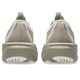 Bagfra-billede af et par beige og hvide Asics GT-2000 15-løbesko til kvinder i farvekombinationen Birch/Greige, med tykke, strukturerede såler mærket PureGEL. Det netlignende materiale sikrer god åndbarhed, mens der er diskrete grønne detaljer ved hælen. Disse stabilitetssko er designet som løbesko til kvinder og kombinerer støtte og stil til hver eneste løbetur.