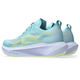 Et par Asics Megablast unisex-sko i Energy Aqua/Blue Fade med hvide såler og gule detaljer, med FF Turbo²-skum på siden, vist side om side på en hvid baggrund.