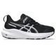Asics GT-1000 14 PS børnesko i Black/Steel Grey har en hvid sål, sølv og hvide logo-detaljer, velcrolukning samt stabilt løbesko-design med GEL-teknologi label på siden.