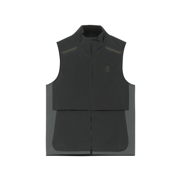 On Weather Vest til kvinder i Black/Eclipse har en høj krave, lynlås foran og et diskret logo på brystet, som vises på en almindelig hvid baggrund.