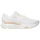 Brooks Adrenaline GTS 24 løbesko dame i Coconut/Rose Gold/White har en struktureret sål, åndbar mesh-overdel, synlig Brooks-branding og et slankt, minimalistisk design - perfekt som stabilitetssko.