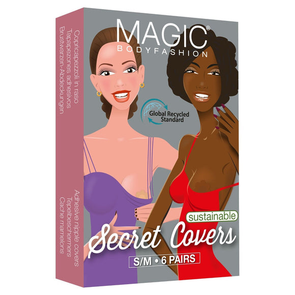 Magic BodyFashion Secret Covers, 6 par, kommer i en emballage med illustrerede kvinder i bh'er, har Global Recycled Standard for bæredygtighed og indeholder 6 par selvklæbende sportscovers/nipplecovers i størrelse S/M. Teksten er flersproget.