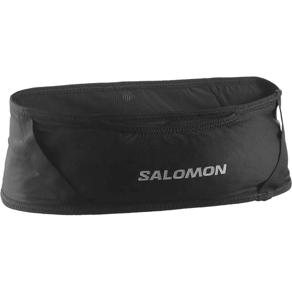 Salomon Pulse Løbebælte, Unisex, Black har en lynlåslomme, netdetaljer og et hvidt Salomon-logo på forsiden. Dette must-have løbeudstyr vises mod en almindelig hvid baggrund.