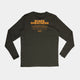 En Saysky Statement Pace Long Sleeve, Herre, Green ligger fladt med ryggen opad og viser orange "SHARE GREATNESS"-tekst, mindre tekst og et lille rektangulært logo.