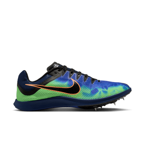 Et sidebillede af Nike Rival Distance "GLAM" løbesko i mørk obsidian/sort med en blå og grøn mesh-overdel, sorte snørebånd, en orange-sort swoosh og metalspikes på forfoden af den mørke sål.