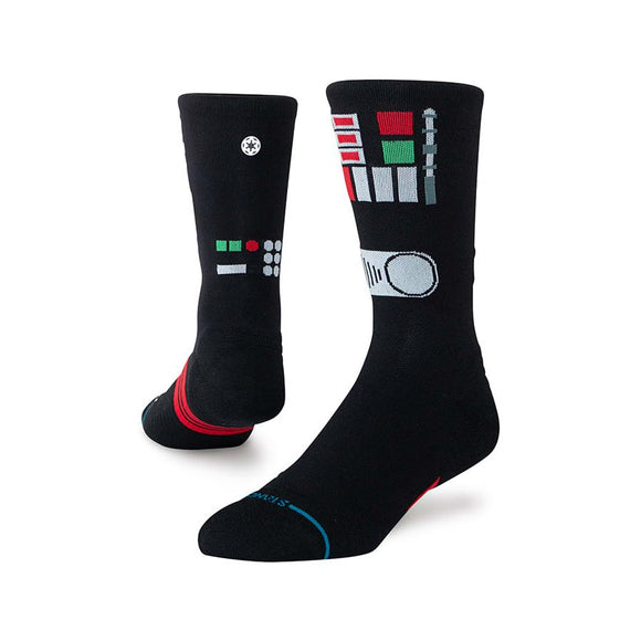 Stance Dark Side Crew unisex sorte sokker har et farverigt sci-fi-kontrolpanel og knapdesign, der vises på en hvid baggrund - perfekt til fans, der ønsker en unik Star Wars-inspireret stil.