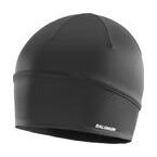 Salomon Active Huer, Herre, Deep Black er en sort, tætsiddende hue med diskrete sømme og et lille hvidt logo - ideel som løbehue til kølige løbeture.