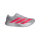 Adidas Adizero Evo SL, Herre, i Silvmt/Lucred/Ironmt har et gråt design med lyserøde diagonale striber, en hvid Lightstrike Pro-dæmpet mellemsål og struktureret sål, vist mod en almindelig lysegrå baggrund.