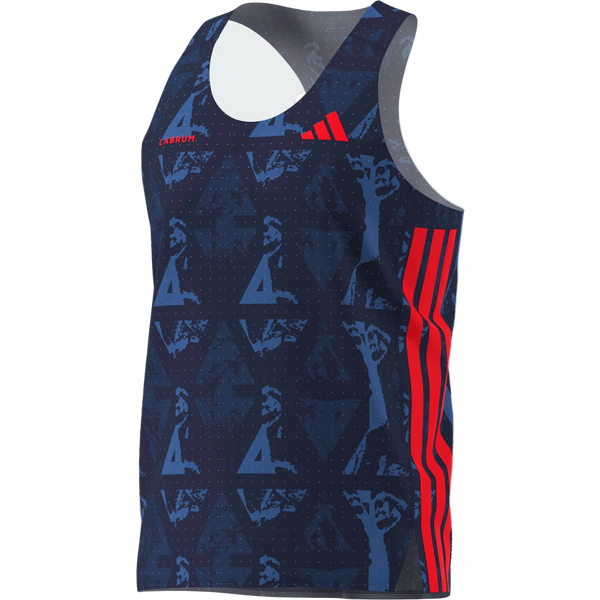 Adidas Labrum Singlet, Herre, Blue har subtile geometriske mønstre, røde diagonale striber på venstre side, et lille rødt logo ved højre skulder og er lavet af ultralet åndbart materiale for maksimal komfort.