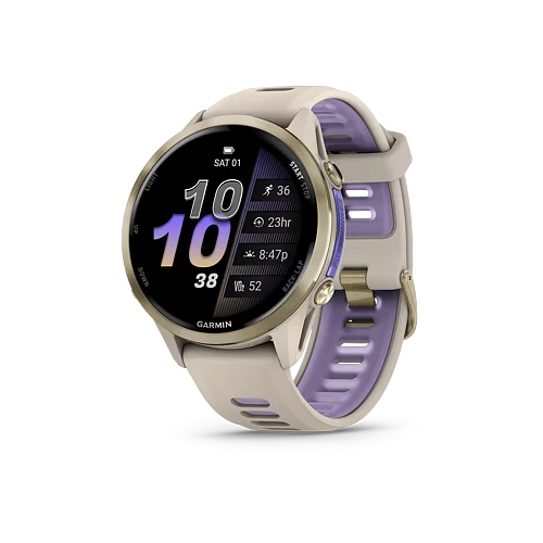 Garmin Forerunner 970 GPS smartwatch i French Grey/Translucent Indigo har en rund urskive og viser tid, dato, antal skridt, batteriniveau og forskellige fitnessstatistikker.