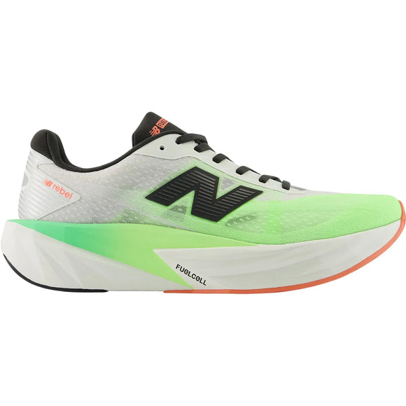New Balance Fuelcell Rebel V5, Herre i White/Mint Flash EKIDEN har en overdel med hvid og grøn gradient, sorte snørebånd og logo, en tyk letvægts FuelCell-sål og en ydersål med orange detaljer.