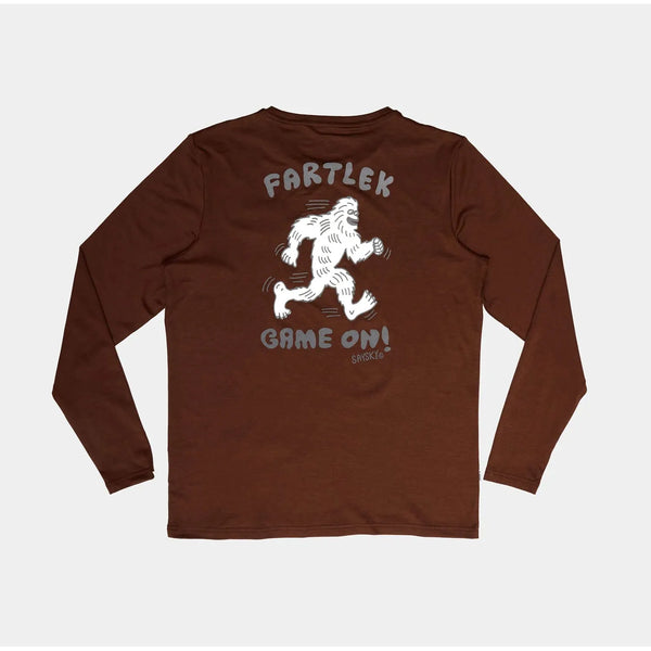 Saysky Statement Pace Long Sleeve, Herre, Red har en hvid grafik af et løbende væsen og SRSCO-logo på ryggen, med "FARTLEK" over og "GAME ON!" under.