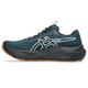 Asics GT-2000 14 TR løbesko herre i Nature Bathing/Tranquil Teal har en tyk sort sål, tyggegummifarvet ydersål, sorte snørebånd, et hvidt logo på siden, 3D Guidance System-tekst og pronationsstøtte på mellemsålen.