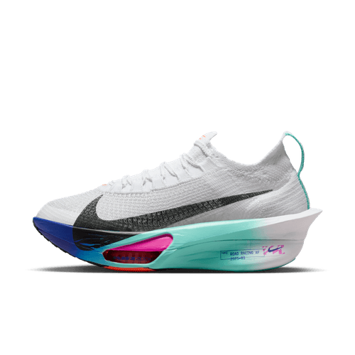 Nike Alphafly Next% 3 Dame i White/Black-Hyper Turq-Concord har en sort swoosh, gradueret mellemsål fra turkis til lilla, synlig rød og pink hælpolstring, ZoomX-skum, letvægtsoverdel i mesh og lavt design.