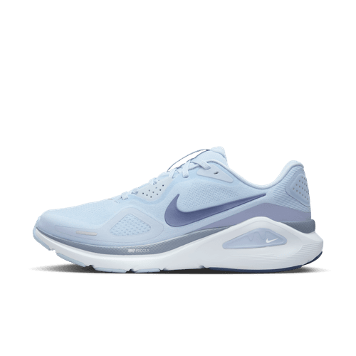 Nike Structure 26 Herre i Lt Armory Blue/Diffused Blue-Ashen Slate har en mørkeblå swoosh, hvid sål og overdel i mesh for øget stabilitet, vist i sideprofil mod en hvid baggrund.