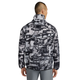 En person set bagfra har en grå og sort Nike Repel UV Protection Running Jacket, Herre, Stealth på – en let, vandafvisende løbejakke med abstrakt camouflagemønster.