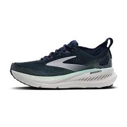 Brooks Glycerin GTS 23 Dame i Spellbound/Yucca/Pink har et lavt snit, snørelukning, stabilitet, hvid sål, sølvfarvede detaljer og Brooks-logoet på siden.