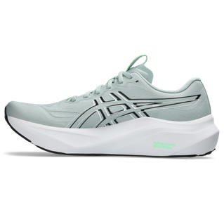 ASICS GT-2000 14 Herre i Cold Moss/Black er en lysegrøn, stabil løbesko med overdel i mesh, lavt snit, tyk hvid sål, sorte og hvide detaljer og et sort ASICS-logo - ideel til dine løbeture.