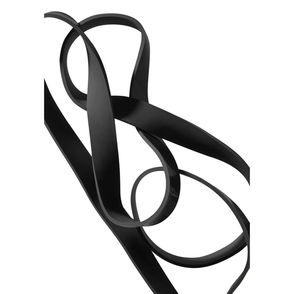 Nærbillede af Casalls Long Rubber Band Hard, Unisex, Black - et alsidigt træningsredskab til styrketræning - der viser flere snoninger og løkker på en hvid baggrund.