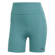 Adidas OTR Short Tights 6" til kvinder i PRETEA har et højtaljet design, sidelommer og et lille logo nederst på venstre ben - ideelle træningstights til en aktiv livsstil. Vises på en hvid baggrund.