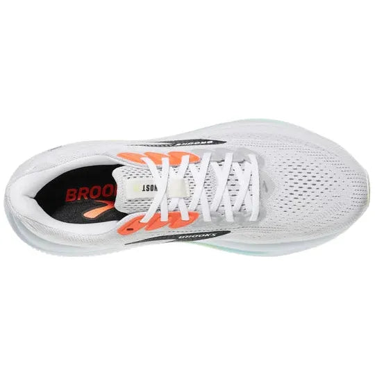 Brooks Ghost 17 Herre løbesko i White/Pink Clay/Gecko set ovenfra med overdel i mesh, hvide snørebånd, orange øjer, blød dæmpning og "BROOKS" på den sorte indersål.