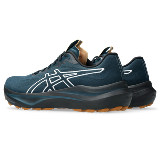 Et par Asics GT-2000 14 TR herre løbesko i Nature Bathing/Tranquil Teal med tykke sorte såler, lysebrune slidbaner, pronationsstøtte, et stort hvidt logo på siderne og sorte snørebånd - vinklet på billedet.