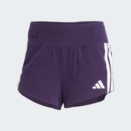 Adidas Adizero Gel Dame Aurplu shorts er mørklilla med hvide striber og et hvidt adidas-logo på venstre ben, lavet af svedtransporterende stof for komfort, vist på en lys baggrund.