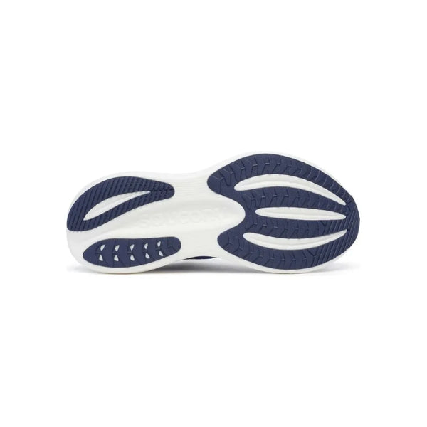 Billedet viser ydersålen på Saucony Triumph 23, Herre i Lapis/Silver, der har en hvid base med marineblå gummitrækkraft for optimal komfort. Saucony-mærket vises diskret midt på sålen.