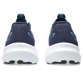 Bagsiden af Asics GT-2000 14, Herre, Midnight/Stillwater viser hvide såler, blå trækflige på hver hæl, synlig PureGEL-branding og en markant ydersålsprofil, der giver ekstra pronationsstøtte.