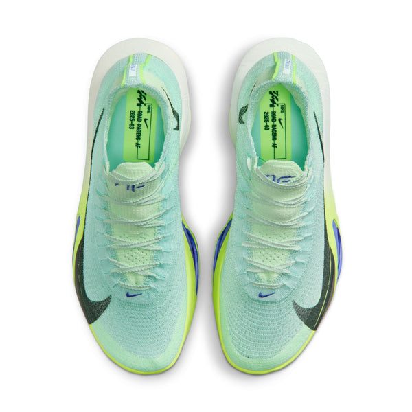 Et par Nike Alphafly Next% 3 Herre løbesko i Barely Green/Black Spruce-Volt Tint med sort swoosh, neongule ZoomX-skumsåler, blå accenter og synlige snørebånd, vist ovenfra på en hvid baggrund.