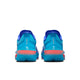 Et par Nike Zoom Fly 6 herreløbesko i farvekombinationen Racer Blue/White-Blue Lightning ses set bagfra, hvor den blå overdel og de kontrastfarvede såler fremhæves på en hvid baggrund.
