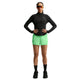 En person står med ansigtet vendt fremad og er iført en sort langærmet Nike-trøje, Swift Mid-Rise 2-i-1-løbeshorts til kvinder i farven Illusion Green/Reflective Silver fra Nike med Dri-FIT-teknologi, sorte sokker, sorte sneakers og rødtonede solbriller. Hænderne er lagt på hofterne, og håret er flettet.
