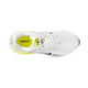 Et billede set ovenfra af Nike Vomero 18-løbeskoen til herre i farvekombinationen HVID/SORT-LEMON VENOM-MØRKEGRÅ viser overdelen i mesh, hvide snørebånd, grå og sorte detaljer samt levende gule detaljer. Den lysegule indersål, mærket »Vomero 18«, står for maksimal dæmpning og dermed enestående komfort – alt sammen på en ensfarvet hvid baggrund.
