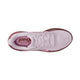 Ovenfra-billede af Nike Pegasus 42 Dame i farvekombinationen Bleached Lilac/Pink Rise-Mystic Dates, med hvide snørebånd, et lyserødt Nike-swoosh på siden og teksten »peg« på indersålen. Denne løbesko har en ReactX-mellemsål, der giver forbedret støddæmpning, og en Air Zoom-enhed, der sikrer responsiv energiretur, samt en sål i en mørkere lyserød eller Mystic Dates-rødbrun nuance.
