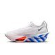 Nike Alphafly Next% 3 Herre i White/Black-Platinum Violet-Silt Red "CM" har en fed sort swoosh, tyk stribet sål, rød bue accent og ZoomX-skum branding - konstrueret til top løbesko ydeevne.
