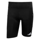 Adidas Adi365 Adaptive Running halvlange løbetights til mænd i sort, med høj talje og et lille hvidt logo nederst på venstre ben, fremhævet på en ensfarvet hvid baggrund.