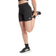 En person iført sorte Adidas Adi365 Climacool løbeshorts til kvinder står på det ene ben og holder den anden fod bag sig i en lårstrækøvelse. Shortsene har det hvide Adidas-logo på venstre lår. Personen har desuden Adidas-sko på foran en ensfarvet hvid baggrund.
