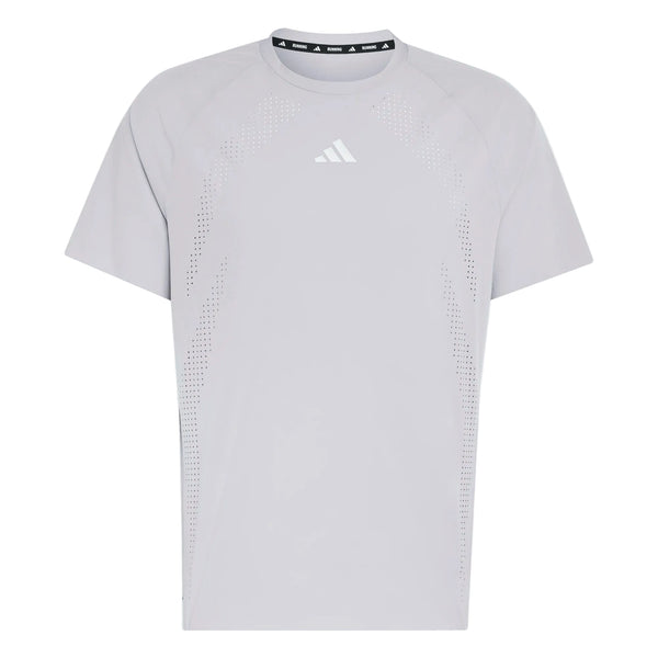 Adi365 Running Aspyre T-shirt til mænd fra Adidas i lysegrå (Glogry) har rund hals, korte ærmer, diskrete perforeringer, et lille hvidt Adidas-logo på brystet og Climacool+-materiale, der sikrer god åndbarhed.