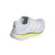 Adidas Adistar Byd 2 Dame i Fropur/Cwhite/Hireye har tre lyseblå striber, gule accenter i mellemsålen, en halvgennemsigtig sektion over sålen og et gråt hæl-logo, der er designet til komfortløb mod en hvid baggrund.