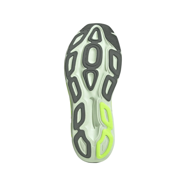Nederste del af Adidas Adistar Byd 2, Herre (Cryjad/Tegrme/Siggnr) ydersål med sorte og lysegrønne ovale udskæringer med neongule accenter for komfort, vist på en almindelig hvid baggrund.