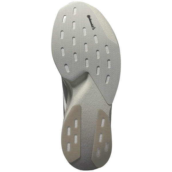 Billedet viser Adidas Adizero Evo SL, Herre (Owhite/Aucome/Msilve) sålen i lysegrå med beige accenter, med rektangulære riller og et lille logo nær toppen, der fremhæver den innovative LIGHTSTRIKE PRO-støddæmpning.