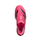 Et billede set ovenfra af Adidas Adizero Adios Pro 5, Herre, i farvekombinationen Soltur/Cblack/Lucred med sorte detaljer og teksten »ADIZERO« trykt på indersiden, designet som en konkurrencesko til maratonløb, vist på en ensfarvet lys baggrund.