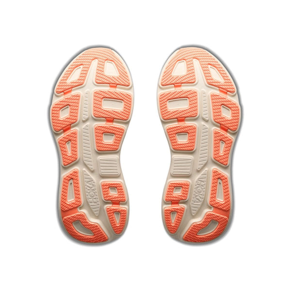 To Bondi 9 Dame-såler fra Hoka i farvekombinationen River Rock Grey / Mineral Ore vises side om side med et geometrisk mønster i hvidt og orange. Mønsteret sikrer greb og fleksibilitet og fremhæver den maksimale komfort på en ensfarvet hvid baggrund.