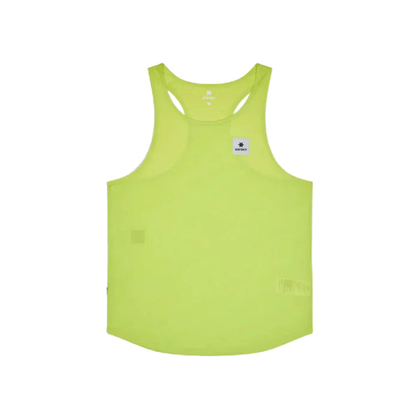Saysky Reactive Flow Singlet, Herre, Yellow Logo er en neongul racerback-tanktop med et lille rektangulært hvidt logo på brystet - Ultralet Singlet løbetøj herre. Vises på en almindelig hvid baggrund.