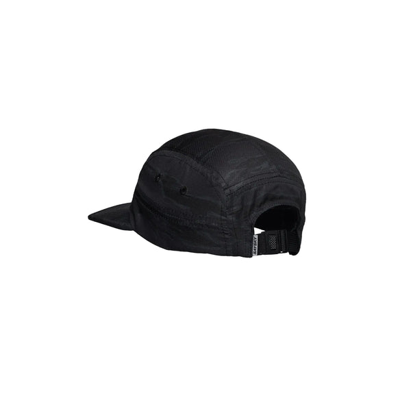 Saysky Combat Cap, unisex, sort camouflage-baseballkasket med et diskret mønster og en justerbar rem bagpå.