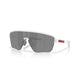 Oakley Corridor SQ Matte Vapor/Prizm Black solbriller har en hvid, kantløs ramme med store, mørke Prizm linser til klarhed. Tynde arme med røde detaljer og sort logo ved hængsler. Komfortable sorte næsepuder giver UV-beskyttelse.
